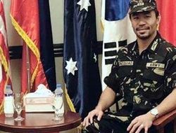 фото - Кадр дня: Мэнни Пакьяо сегодня будет обмывать погоны полковника