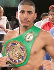 Алексис Сантьяго