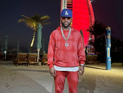 фото - Назван следующий соперник Мейвезера. Это будет реванш