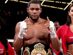 фото - «Хищник» Хантер пытался растерзать Поветкина, но не сумел — победила дружба