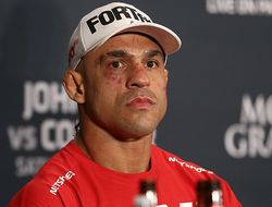 фото - Белфорт: «Уайдман – настоящий чемпион, а я никуда не ухожу»