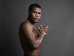 фото - Ломаченко согласился на всё ради боя с Камбососом. Реакция Хэйни