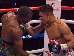 фото - Не всё так однозначно? Зацените комбинацию соперника Ломаченко — видео