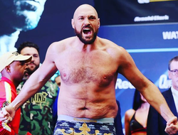 фото - Сколько денег Фьюри хочет за бой с Усиком? Британец назвал сумму