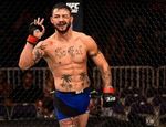 UFC: Каб Суонсон победил Артёма Лобова