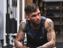 фото - Тромбы, пневмония, помутнение рассудка. Экс-чемпион UFC рассказал, как переносит коронавирус