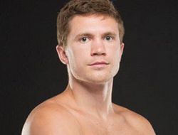 фото - Тарас Шелестюк собирается боксировать в более агрессивной манере