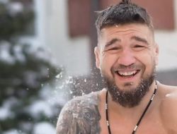 фото - Ярослав Амосов проведёт бой на UFC 328. Назван соперник