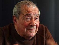 фото - Выбор для Шакура Стивенсона: унификация с Уоррингтоном или мэйнивент в Мэдисоне