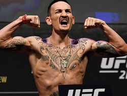 фото - World MMA Awards 2018: Макс Холлоуэй — боец года