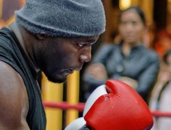 фото - У Джошуа рекламируют Такама: Коренастый, любит драться и с «бородой»