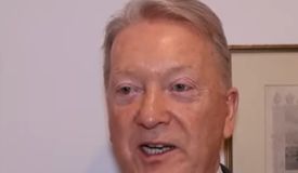 «Усик просто хочет большой гонорар». Уоррен о важности боя Уайлдер-Чисора