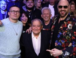 фото - Фьюри: «Я — это улучшенная версия Усика»