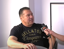 фото - Тренер Махачева не думает, что они победят Волкановски досрочно