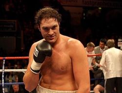 фото - Олдскульная «капля» Дюрана, Фьюри 10 лет назад, Догбо «заразил» ринг-гёлз — соцсети