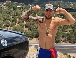 фото - Ярослав Амосов продолжает покорять Bellator: украинец задушил ветерана из США