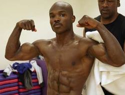 фото - Тимоти Брэдли хочет драться с Мигелем Котто