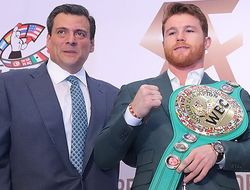 фото - «Теотиуакан». WBC презентовал специальный пояс для победителя боя Канело–Плэнт: фото