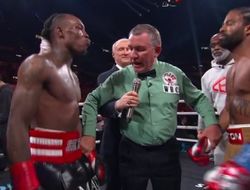 фото - Кринж-бой от WBC. Фултон и Фостер разыграли полутитул: видео