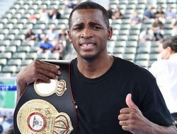 фото - Эрисланди Лара отказался от одного из титулов и хочет перехватить Мурату у Головкина