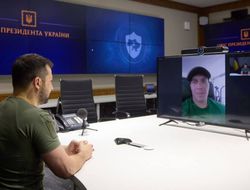 фото - Зеленский сообщил, что Усик стал послом