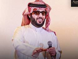 фото - Кадр дня: Алалших намекает на сотрудничество с Кроуфордом