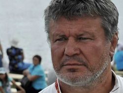 фото - Тактаров не верит Хабибу: Это враньё, можно на частном самолёте улететь