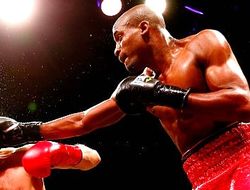 фото - Дмитрий Михайленко ищет замену травмированному в ДТП Робинсону