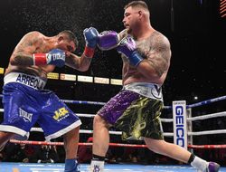 фото - Руис ведёт переговоры о схватке с Уайтом? Рассказывают у экс-чемпиона