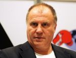 Жена Дениса Бойцова обвиняет в нападении на боксёра его бывшего промоутера