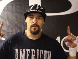 фото - «Призрак» Герреро возобновляет карьеру, выступит в андеркарде у Уайлдера и Фьюри