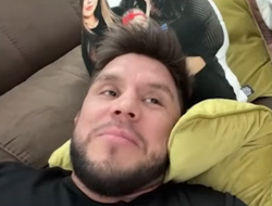 фото - Сехудо пришлось извиниться перед Чимаевым. Он вдруг «вспомнил», почему Хамзат зол на него