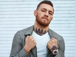 фото - Размер не имеет значения: Макгрегор готовится уничтожить Мэйуэзера