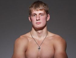 фото - Bellator 109: защита Александра Волкова с Виталием Минаковым