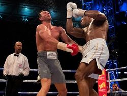 фото - Как с Кличко. Джошуа уже знает, как ему побить Усика в реванше