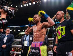 фото - Только представьте себе это! Спенс забавно потроллил Де Ла Хойю