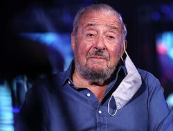 фото - Если Джошуа проиграет Усику: Боб Арум рассказал, что сделает Фьюри