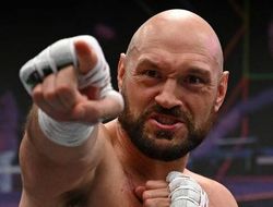 фото - «В следующем году я буду занят Усиком». Фьюри поторапливает Джошуа