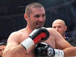 фото - Гринберг: «Абдусаламов готов поехать в Англию и надрать задницу Чисоре»