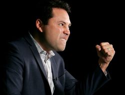 фото - Оскар Де Ла Хойя собирается побороться за кресло президента США