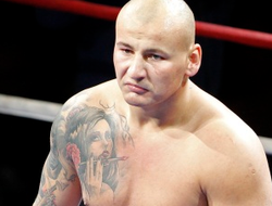 фото - Артура Шпильку всё-таки пустили в Штаты, бой с Дженнингсом спасён