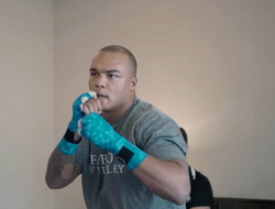 фото - Не только Пулев. В списке Уордли ещё 3 имени