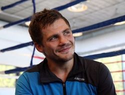 фото - Анонс: автограф-сессия и пресс-брифинг Дениса Беринчика в Киеве