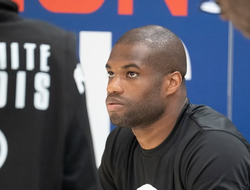 фото - Уоррен: «Дюбуа побил бы тогда Усика, если бы не...»