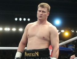 фото - Усик vs Поветкин: россиянин просит промежуточный бой — промоутер