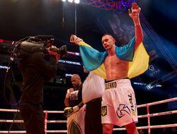 фото - Супертяжи Тесленко и Ривас побеждают в андеркарде у Стивенсона и Гвоздика