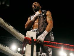 фото - Остин Траут по-быстрому уничтожил Росбеля Монтойу