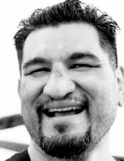 Крис Арреола