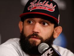 фото - Камни в почках выбили Хендрикса из завтрашнего шоу UFC 192