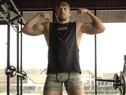 фото - Усик показал бицуху супертяжа, Фьюри о Тайсоне, Кудряшов дал ветра — соцсети 